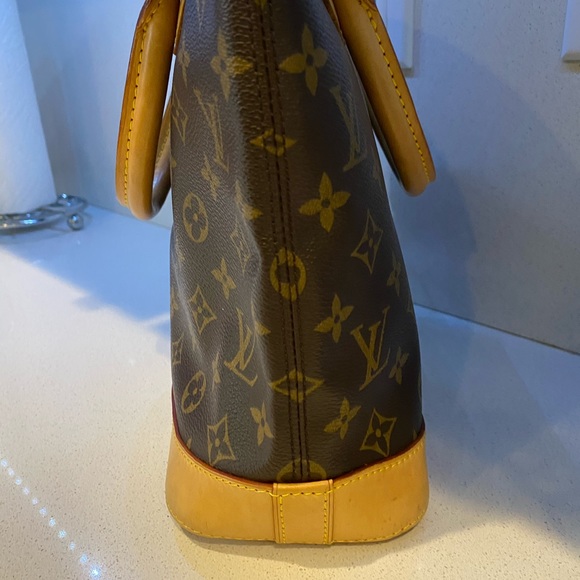 Louis Vuitton Monogram Lockit Vertical - Picture 11 of 14